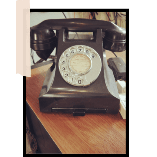 Antique & Retro Telephones - Bakelite Telephones